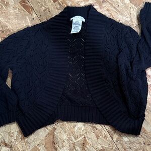 White Stag Black Open-Front Cropped Knit Cardigan